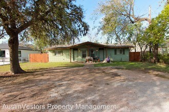 1308 E Main St in Round Rock, TX - Building Photo - Building Photo
