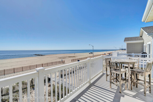 221 Beach Front in Manasquan, NJ - Building Photo - Building Photo