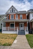 910 Broadway in Altoona, PA - Building Photo