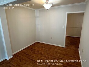 15230 Streamside Ct in Montclair, VA - Building Photo - Building Photo