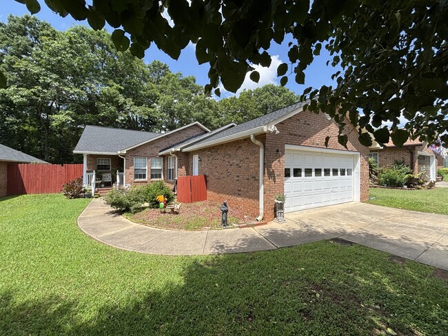 property at 1843 Charter Dr