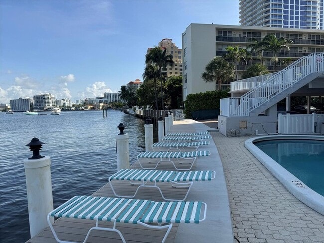 95 N Birch Rd, Unit 303 in Fort Lauderdale, FL - Building Photo - Building Photo
