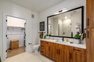 The Brentwood in Austin, TX - Foto de edificio - Interior Photo