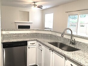 3306 Manchester Ave in Monroe, NC - Foto de edificio - Building Photo