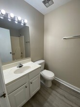 1605 Cedar Shoals Dr-Unit -1607 in Athens, GA - Foto de edificio - Building Photo
