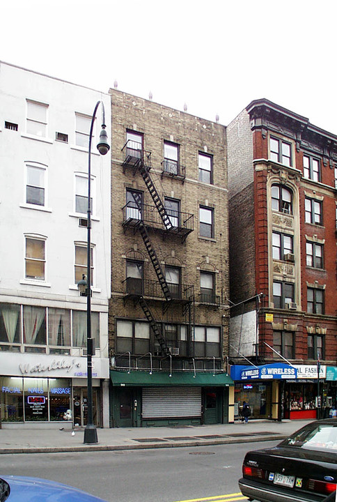 243 E 14th St in New York, NY - Building Photo