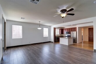 1012 Via Canale Dr in Henderson, NV - Building Photo - Building Photo