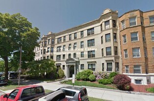 61 Park Dr, Unit 15 in Boston, MA - Building Photo