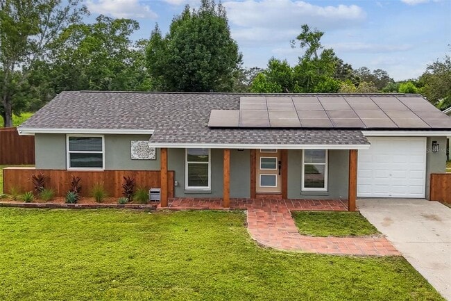 property at 1000 Hollywood Ave