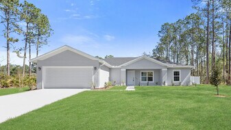 31 Seven Wonders Trl in Palm Coast, FL - Building Photo