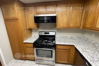 20312 Rue Crevier in Santa Clarita, CA - Building Photo - Building Photo