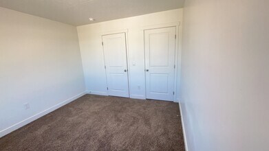 2972 W Ezra Dr in Cedar City, UT - Building Photo - Building Photo