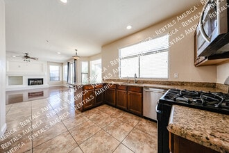 14759 N 98th St in Scottsdale, AZ - Foto de edificio - Building Photo