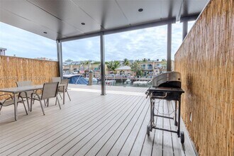 3920 NE 168th St in North Miami Beach, FL - Building Photo - Building Photo