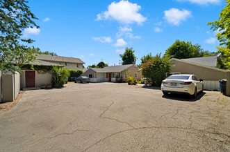 6727 Orion Ave in Van Nuys, CA - Building Photo - Building Photo