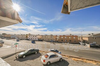 6922 Kepler Dr-Unit -Unit 2 in Las Vegas, NV - Building Photo - Building Photo