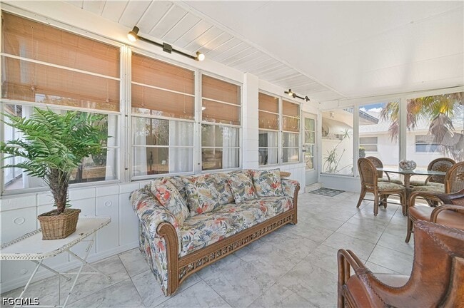 property at 4520 SE 9th Ave