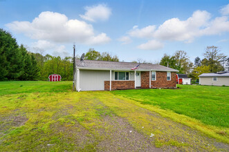 6877 County Road 45 in Alger, OH - Building Photo - Building Photo