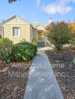 184 Farrelly Dr in San Leandro, CA - Building Photo