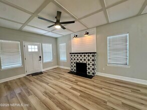 4635 Attleboro St in Jacksonville, FL - Building Photo - Building Photo