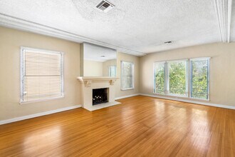 8641 W Olympic Blvd in Los Angeles, CA - Building Photo - Building Photo