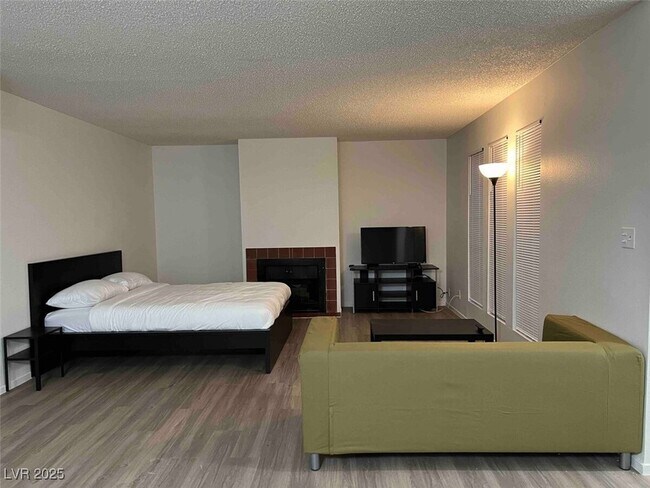 property at 4640 Koval Ln