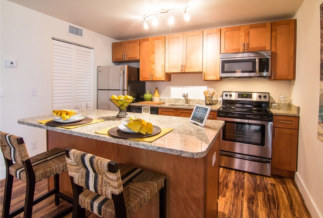 Innovo Living On Waters in Tampa, FL - Foto de edificio