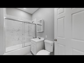 972 McLean Ave, Unit 2R in Yonkers, NY - Building Photo - Building Photo