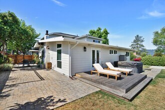 588 E Angela St in Pleasanton, CA - Building Photo - Building Photo