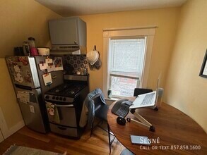 7 Blake St in Cambridge, MA - Building Photo - Building Photo