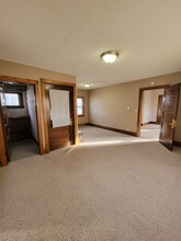 419 6th St-Unit -1 in Brookings, SD - Foto de edificio - Building Photo