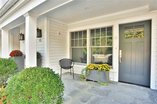 property at 470 Main St