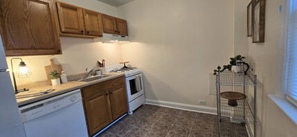 6A N Beaumont Ave, Unit #1 in Baltimore, MD - Foto de edificio - Building Photo