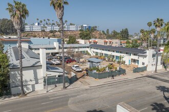 Pacific Village in San Diego, CA - Building Photo - Building Photo