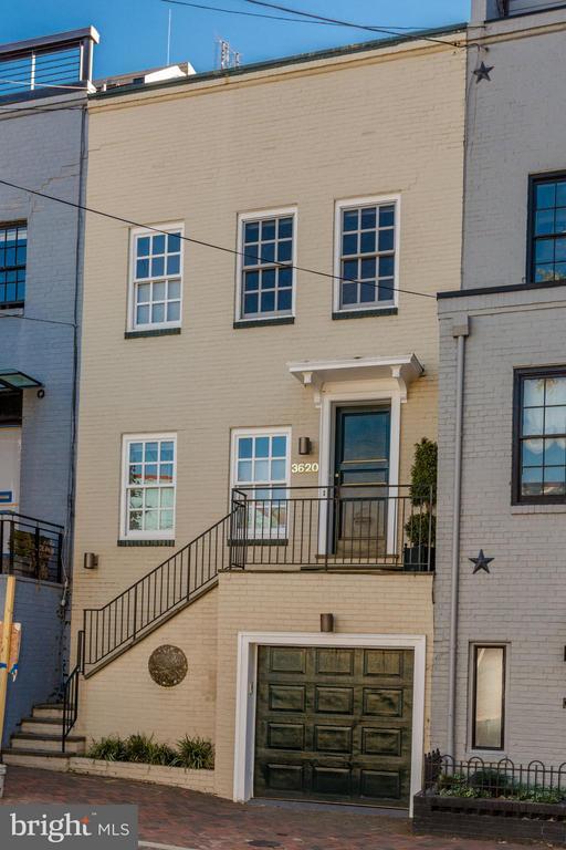 3620 Prospect St NW in Washington, DC - Building Photo - Building Photo