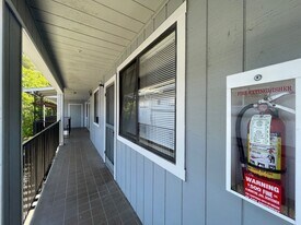 3802 39th Ave in Oakland, CA - Building Photo