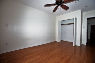 1326 Tasker St in Philadelphia, PA - Building Photo - Building Photo