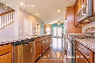 43325 Foyt Terrace in Ashburn, VA - Building Photo - Building Photo