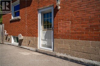 42 E 41st St in Hamilton, ON - Building Photo - Building Photo