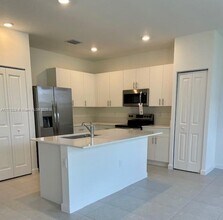 11882 NW 47th Mnr in Coral Springs, FL - Building Photo - Building Photo