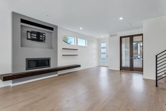 3633 Pecos St in Denver, CO - Foto de edificio - Building Photo