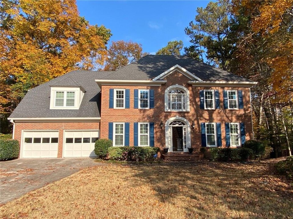 5450 Heathridge Terrace in Duluth, GA - Building Photo