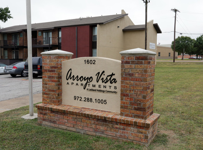 Arroyo Vista Apartments in Mesquite, TX - Building Photo - Building Photo