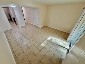 7209 SW 45th Pl in Gainesville, FL - Building Photo - Building Photo