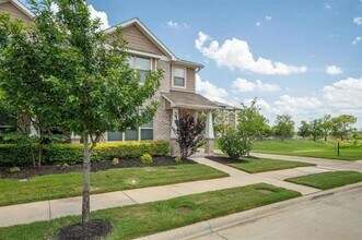 3300 Becker Dr in Denton, TX - Building Photo - Building Photo