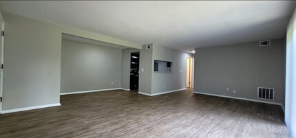 4420 Flowerdale Ave in Kettering, OH - Building Photo - Building Photo
