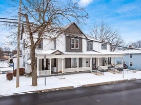 49 S Liberty St in Delaware, OH - Building Photo