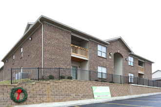 Frontier Crossing Apartments in Winchester, KY - Foto de edificio - Building Photo