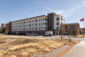 Liberty View Apartments in Aurora, CO - Building Photo - Building Photo