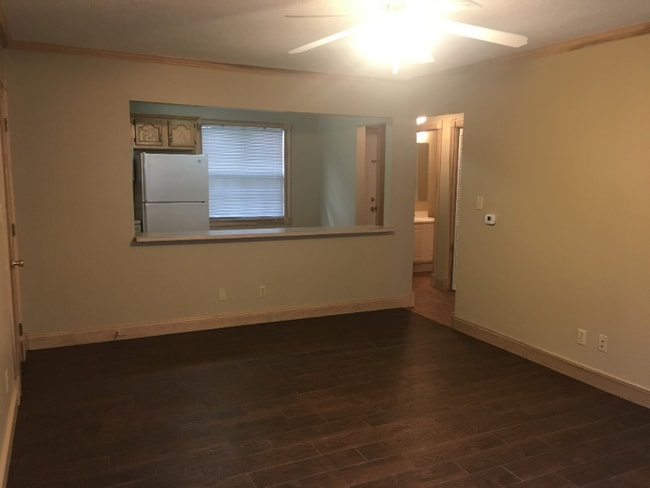 2305-2309 Adams Ave
